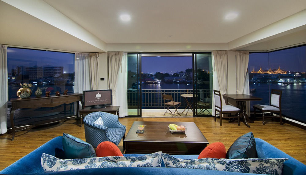 Baan Wanglang Riverside, Бангкок Экстерьер фото
